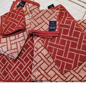 2 Sets Vintage Ralph Lauren Chaps Towels Bath Hand Wash Red Cream Geo Trellis